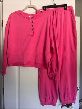 Two- piece set Pink Henley Sweatshirt